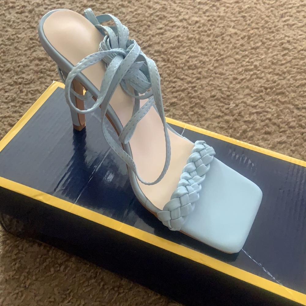 Braided Design Tie leg Sandals, Size: 7 or EUR38